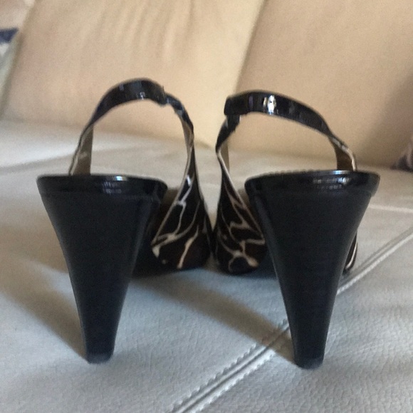 Bandolino calf hair giraffe print slingback heels - Picture 4 of 6